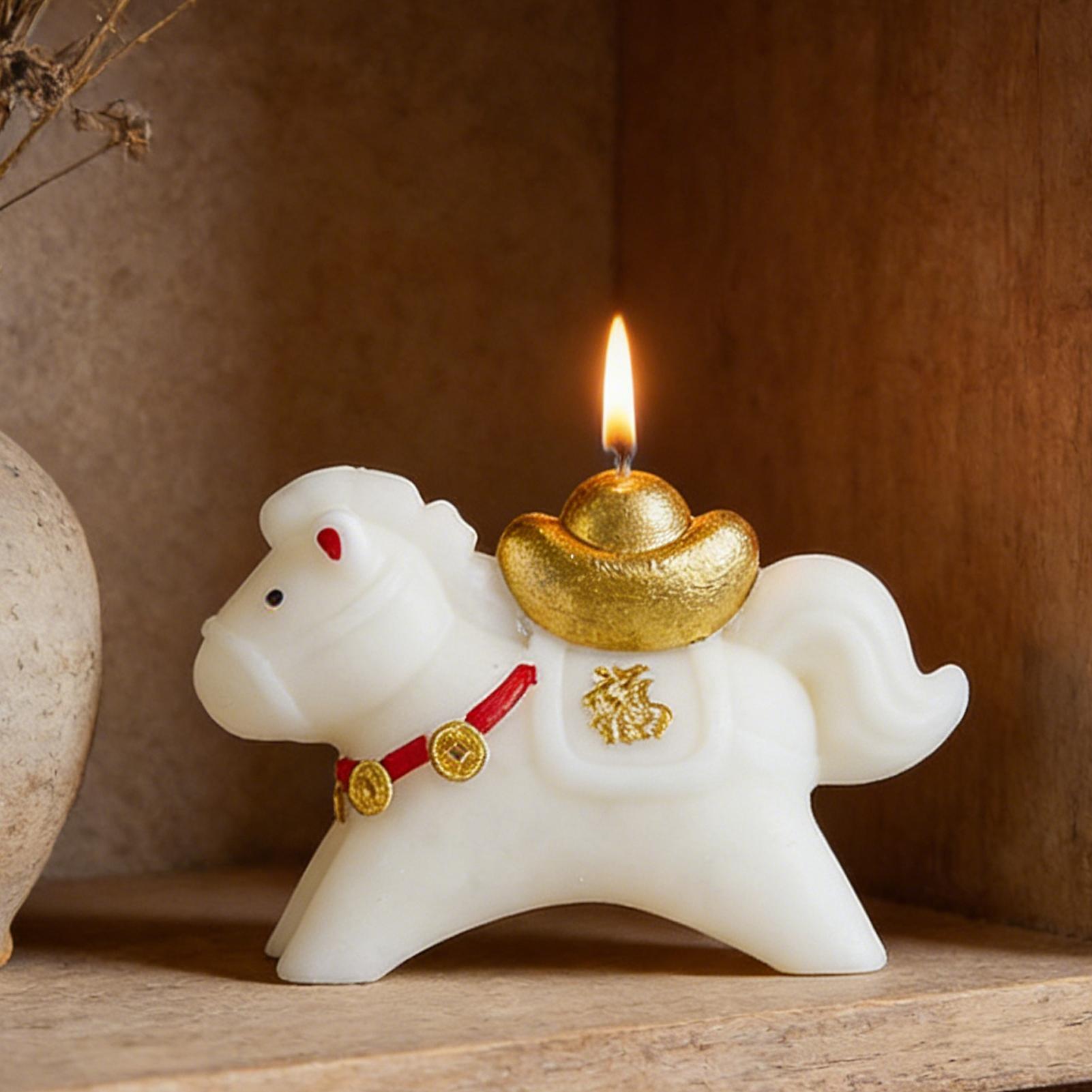 Paardenvormige geurkaars Tradi - Beeswax Taper Candle recensie en prijs